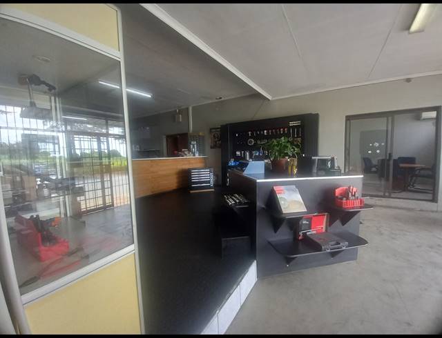 991M² BUSINESS FOR SALE IN BRAKPAN CENTRAL